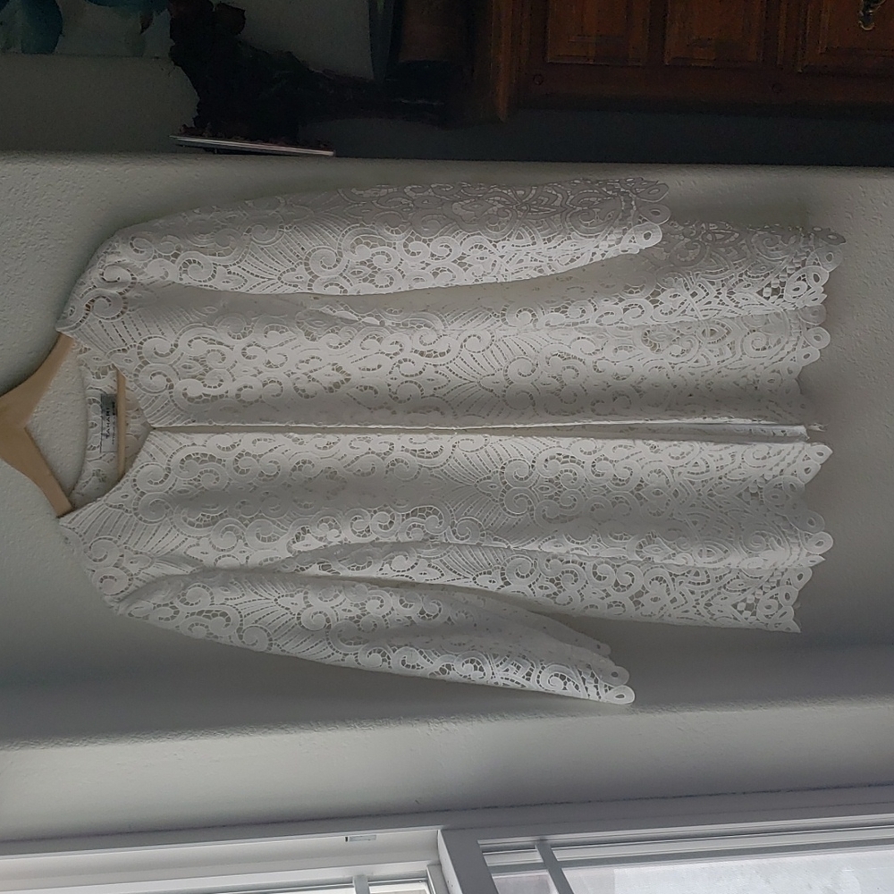 Tahari White Floral Blazer Coat